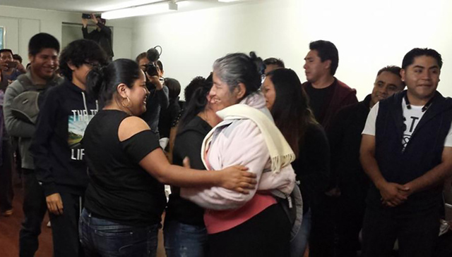 Una familia poblana se reúne en Staten Island gracias al programa Ñani Migrante. Foto Cortesía Univision 41 Nueva York/Ñani Migrante