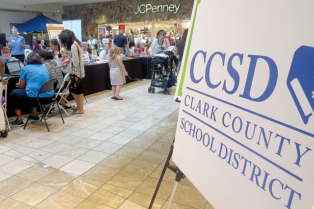 El Distrito Escolar del Condado de Clark realizará distintas ferias escolares para informar a los padres de familia/tutores y estudiantes sobre los requerimientos para iniciar con el periodo acad ...