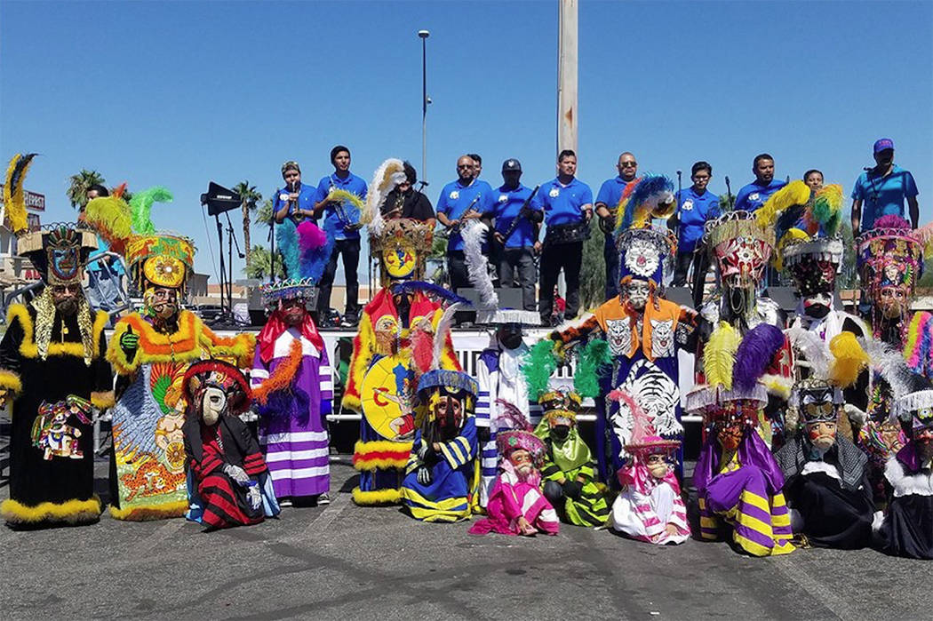 El grupo de danza folklórica de Chinelos “Fiesta Morelense” ha estado participando en eventos para recaudar fondos de ayuda a los damnificados por el temblor en México. | Foto cortesía “F ...
