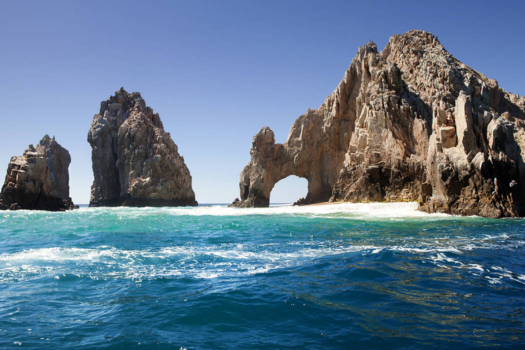 José, Andrés García y Julio César Chávez promueven Baja California mediante un anuncio publicitario, para continuar con el fomento del turismo en el estado.
