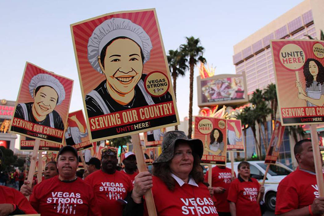 Los participantes fueron en su mayoría trabajadores de hoteles y casinos. Jueves 9 de noviembre en Las Vegas Boulevard. | Foto Cortesía Culinary Workers Union Local 226.