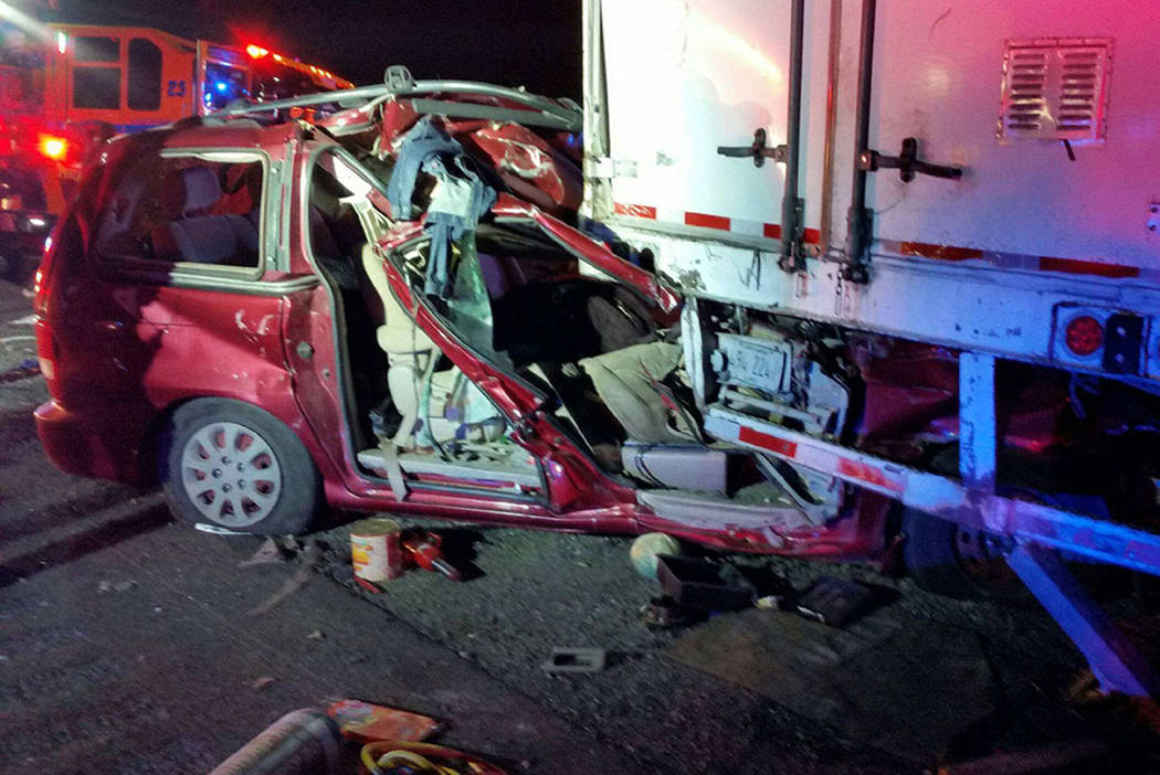 Escena del accidente en la carretera interestatal 15 (Nevada Highway Patrol)