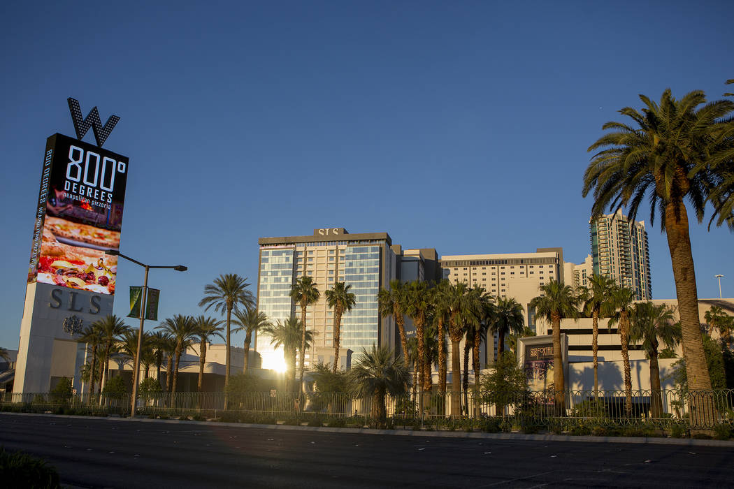 SLS Las Vegas, ubicado en Las Vegas Strip en West Sahara Avenue. (Bridget Bennett / Las Vegas Review-Journal) @bridgetkbennett