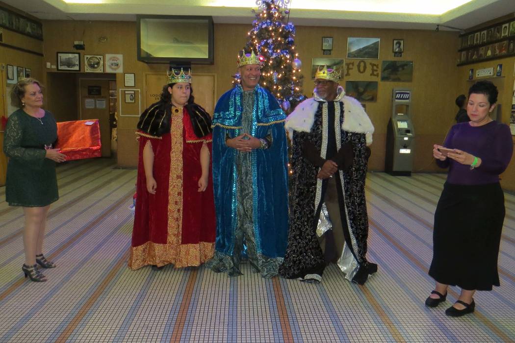 Las integrantes de ‘Las Vegas 4 Puerto Rico’ relataron una reseña del Día de Reyes Magos antes de la entrega de regalos. 6 de enero del 2018 en Fraternal Order of Eagles. | Foto Anthony Avel ...