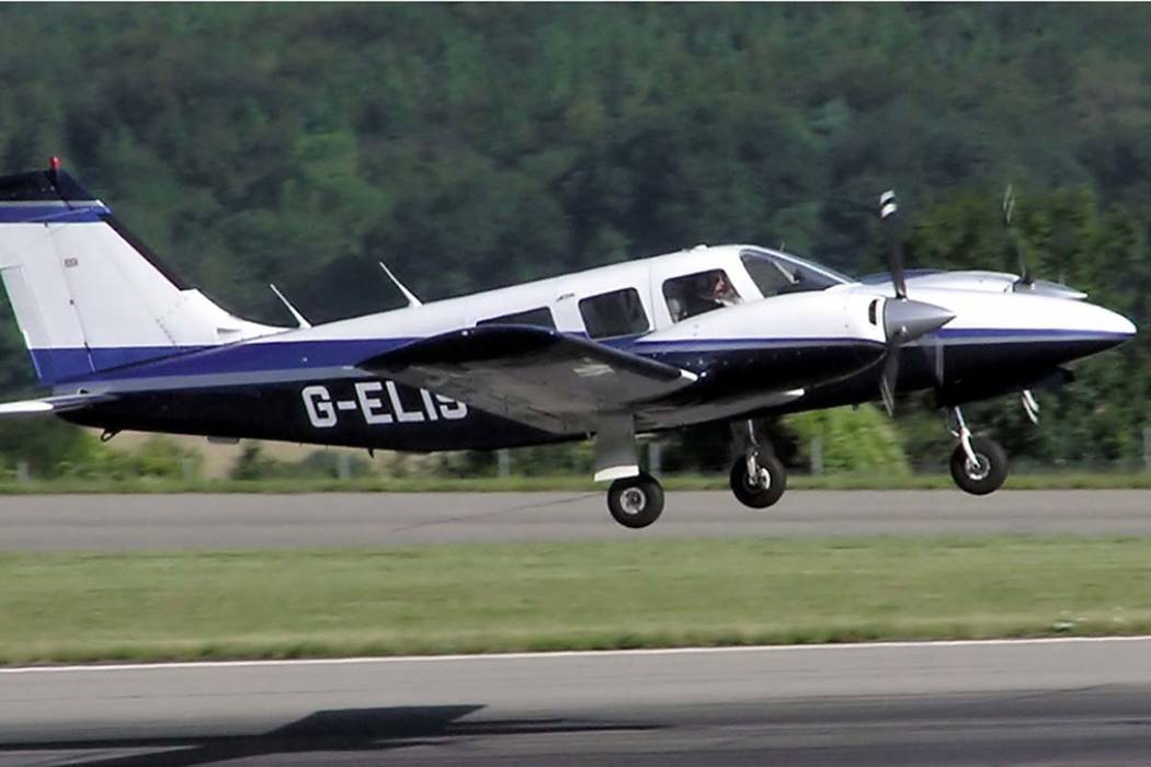 Piper PA-34 Seneca (Google)