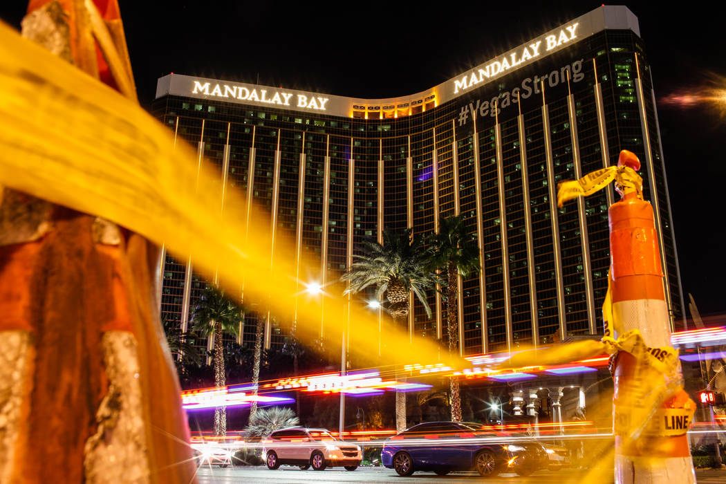 Mandalay Bay en Las Vegas el 7 de noviembre de 2017. Un pistolero disparó y mató a 58 personas el 1 de octubre de 2017 desde su suite del piso 32 en el hotel. El Departamento de Policía Metropo ...