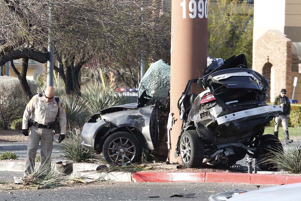Un muerto en accidente de 3 vehículos en el centro de Las Vegas Valley