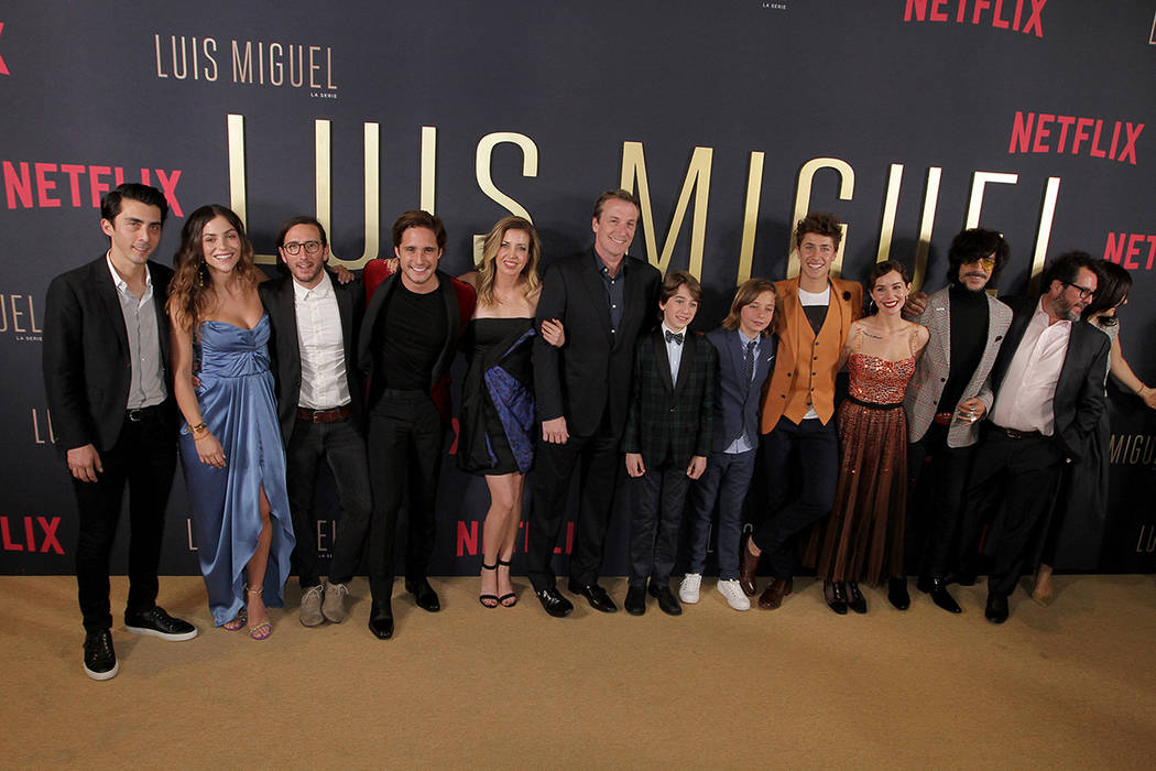 México, 17 Abr (Notimex- Pedro Sánchez).- Con la presencia de varios famosos, se llevó a cabo la premier de "Luis Miguel. La serie", que se estrenará el 22 de abril por Netflix. /ACE/