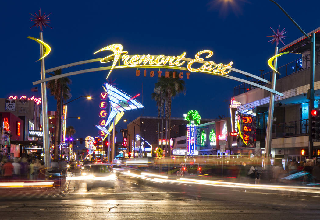 East Fremont Street en el centro de Las Vegas el sábado 9 de junio de 2018. Richard Brian Las Vegas Review-Journal @vegasphotograph