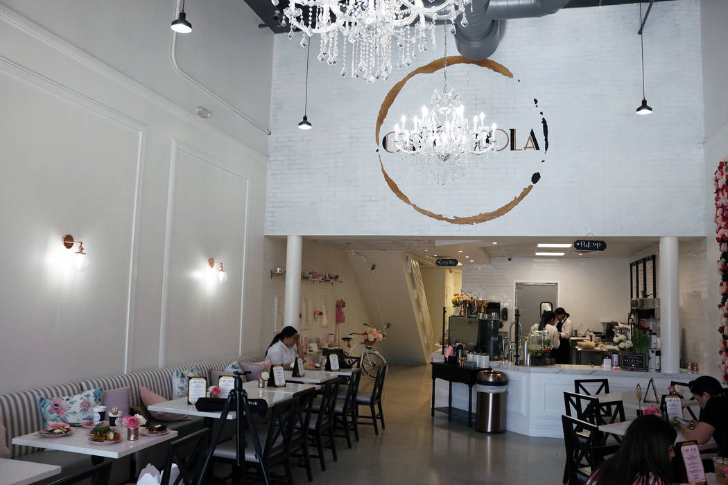 Café Lola en Las Vegas sirve comidas ligeras en un café femenino. (Janna Karel Las Vegas Review-Journal)