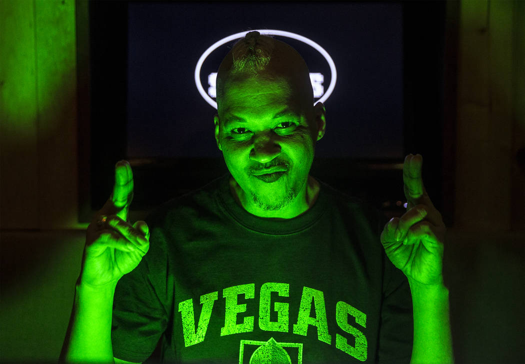 El productor de hip-hop, Tiger Stylz en Digital Insight Recording Studio el miércoles 20 de junio de 2018 en Las Vegas. Benjamin Hager Las Vegas Review-Journal @benjaminhphoto
