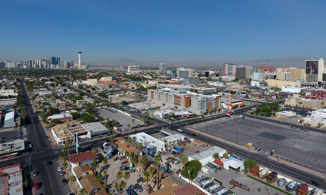 Foto aérea de la vivienda del centro en East Fremont Street el lunes 25 de junio de 2018. Michael Quine Las Vegas Review-Journal @ Vegas88s