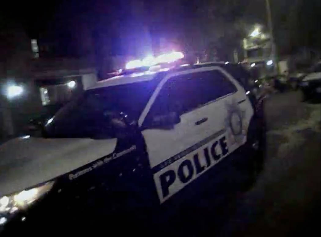 Metraje de la cámara corporal de la Policía Metropolitana de Las Vegas relacionado con el tiroteo del 1 de octubre en Mandalay Bay. (Departamento de Policía Metropolitana de Las Vegas)