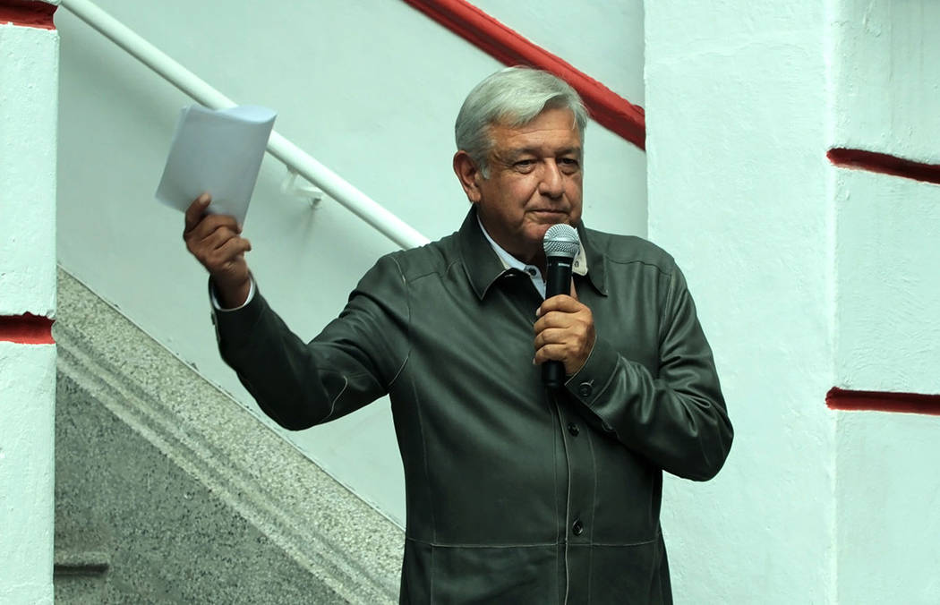 México, 14 Jul 2018 (Notimex-Bernardo Moncada).- Andrés Manuel López Obrador, candidato ganador de la elección presidencial, sostuvo que cumplirá lo que prometió en campaña, por lo que habr ...