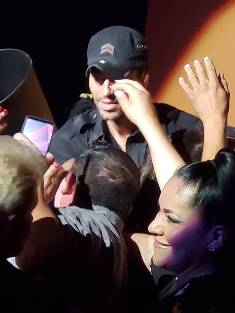 Enrique Iglesias convivió con sus seguidores de Las Vegas. Sábado 15 de septiembre de 2018, en el Caesars Palace. Foto Cortesía.