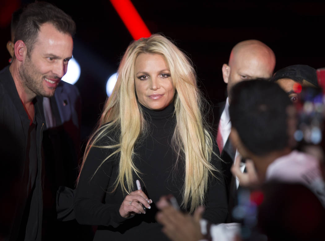 Britney Spears durante un evento para anunciar su nueva residencia en The Park Theatre en Park MGM el jueves 18 de octubre de 2018, en las afueras de T-Mobile Arena, en Las Vegas. (Benjamin Hager ...
