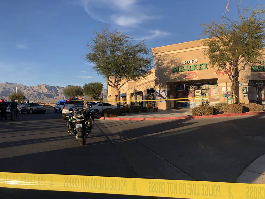 Un joven de 16 años fue hospitalizado, pero se espera que sobreviva después de un tiroteo en North Las Vegas el martes 13 de noviembre de 2018, informó la policía. (Katelyn Newberg / Las Vegas ...