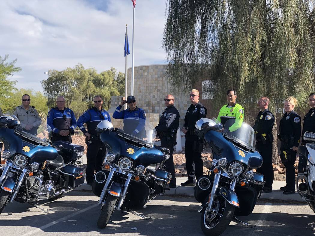 La policía de Las Vegas, Henderson y North Las Vegas se unen a la Patrulla de Carreteras de Nevada en el comando sur de la agencia para iniciar la última campaña estatal "Click It or Ticket" di ...
