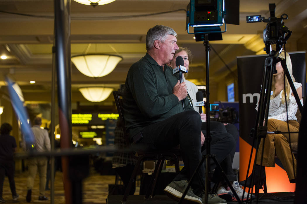 El entrenador de Las Vegas Aces, Bill Laimbeer, es entrevistado durante las reuniones de invierno de la Major League Baseball en Mandalay Bay en Las Vegas el lunes 10 de diciembre de 2018. Chase S ...