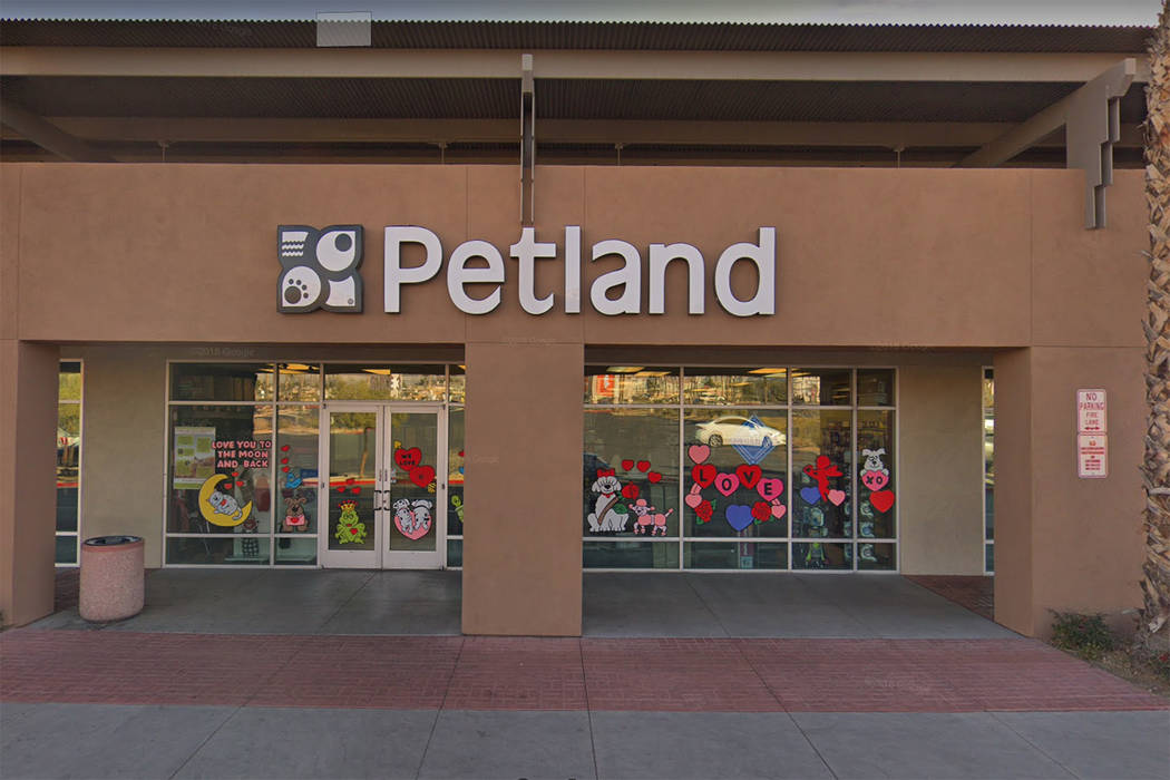 Una tienda Petland en 8800 W. Charleston Blvd. Las Vegas. (Google)