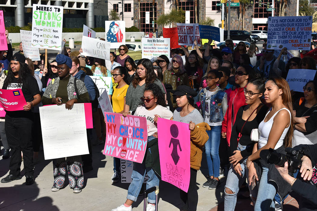 Decenas de personas se sumaron a ‘Empowering Women March’, un evento con ideología liberal. Sábado 19 de enero de 2019 en el centro de Las Vegas. Foto Anthony Avellaneda / El Tiempo.