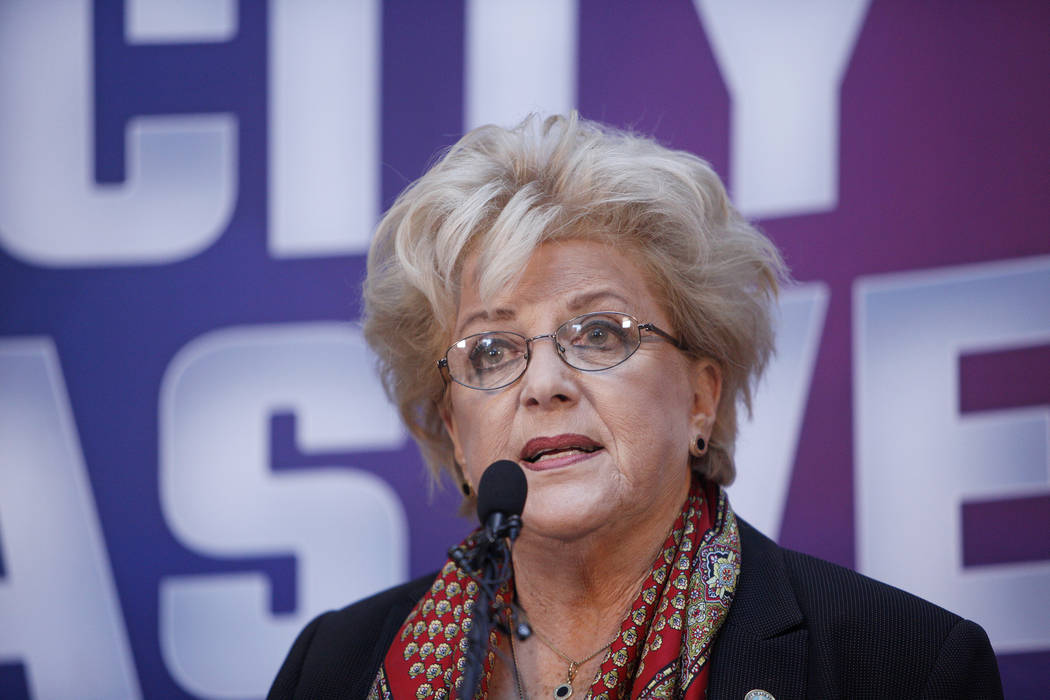 La alcaldesa Carolyn Goodman anuncia que tiene cáncer de mama en etapa 2 en una conferencia de prensa en el Ayuntamiento de Las Vegas, el martes 22 de enero de 2019. Posteriormente, se presentó ...