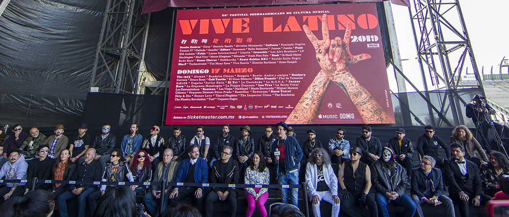 México, 23 Ene 2019 (Notimex-José Pazos).- En conferencia de prensa en el Foro Sol se presentó el cartel del Festival Vive Latino 2019, al evento asistieron algunas bandas que participarán en ...