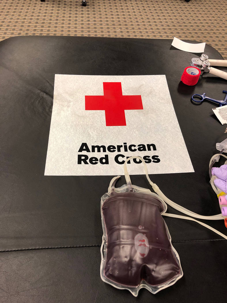 Una bolsita de aproximadamente medio litro con sangre recién donada. Jueves 28 de febrero de 2019 en las instalaciones de la Asociación Protectora de la Policía de Las Vegas. Foto Valdemar Gonz ...