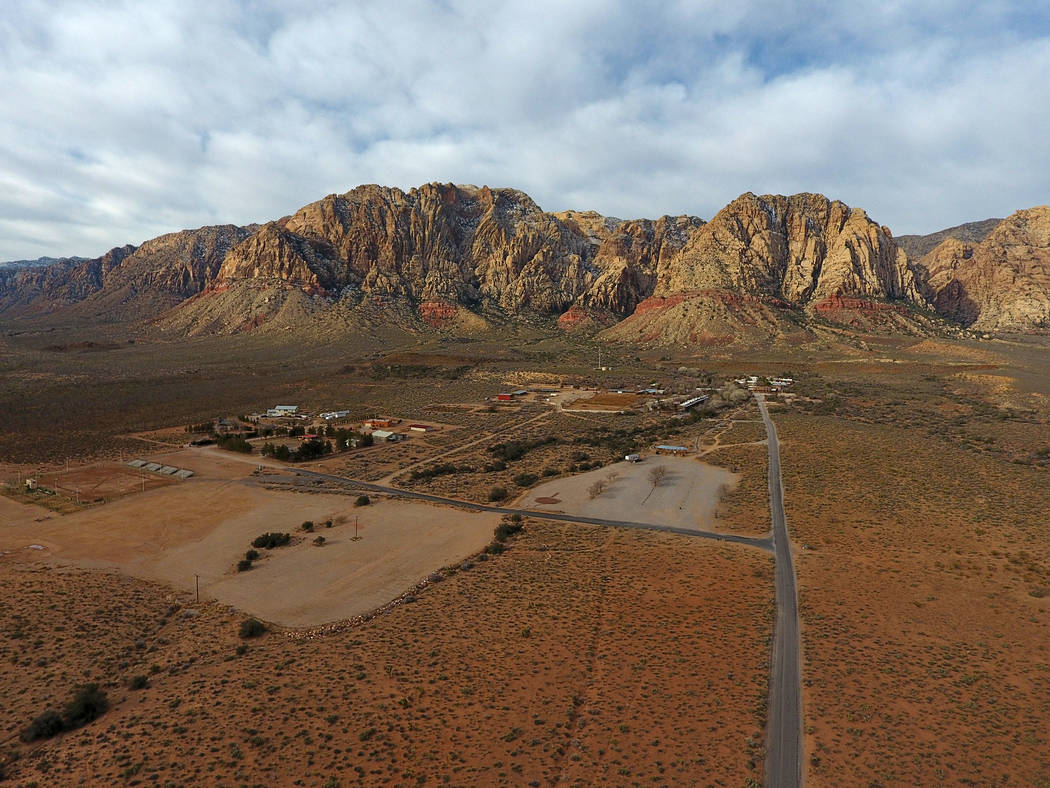 Vista aérea de Bonnie Springs Ranch el miércoles 20 de febrero de 2019, donde la Comisión de Planificación del Condado de Clark aprobó un plan para construir 20 viviendas en 64 acres después ...