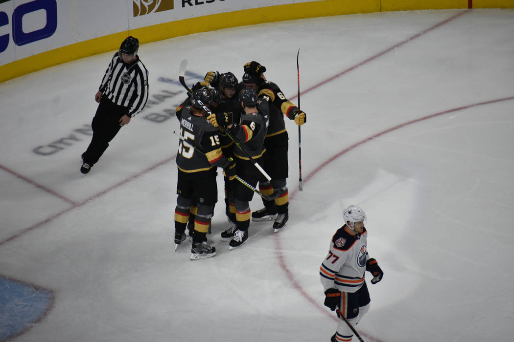 Ambos equipos generaron oportunidades de gol, Vegas Golden Knights y Edmonton Oilers brindaron un buen juego de hockey. Domingo 17 de marzo de 2019 en T-Mobile Arena. Foto Anthony Avellaneda / El ...
