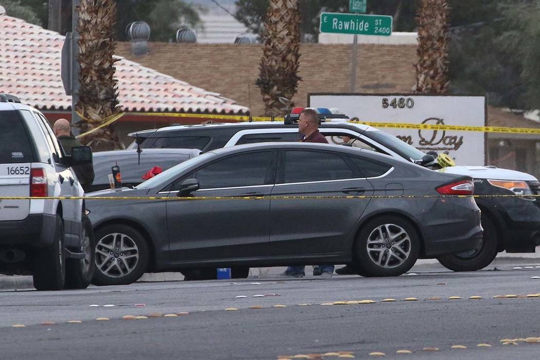 El Departamento de Policía Metropolitana está investigando un aparente asesinato-suicidio en la cuadra 5400 de Eastern Avenue el miércoles 20 de marzo de 2019, en Las Vegas. Bizuayehu Tesfaye L ...