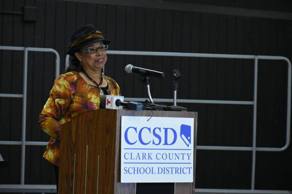 Fideicomisarios del Distrito Escolar del Condado Clark también asistieron al evento. Martes 19 de marzo de 2019 en la escuela Mabel Hoggard Math & Science Magnet. Foto Anthony Avellaneda / El Tiempo.