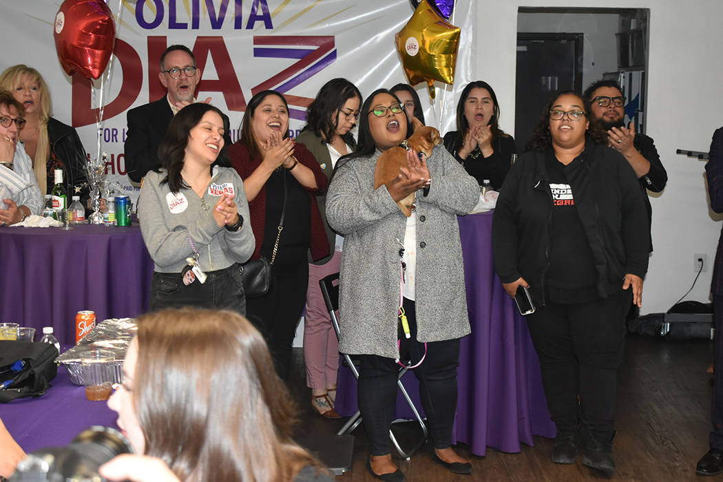Simpatizantes de Olivia Díaz celebraron su triunfo en la elección primaria. Martes 2 de abril ...