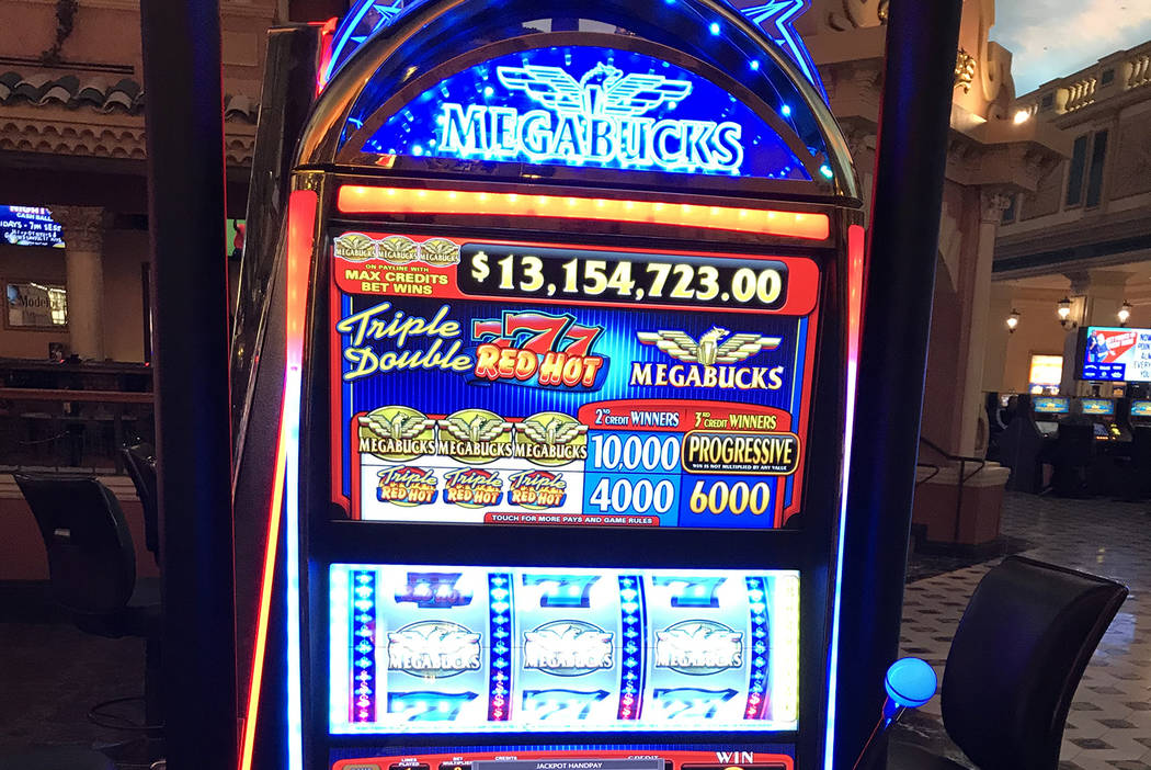 Gana huésped premio mayor de 13M de Megabucks en casino de Henderson