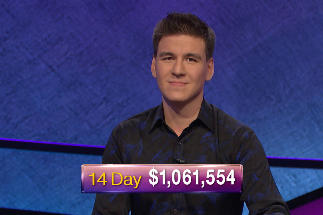 Con un total acumulado de $1,275,587 hasta el viernes, James Holzhauer de Las Vegas ha dominado ...