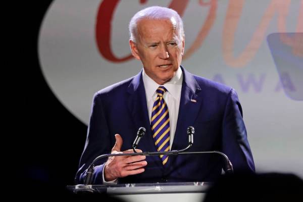 El ex vicepresidente, Joe Biden, habla en los Premios Biden Courage el martes 26 de marzo de 20 ...
