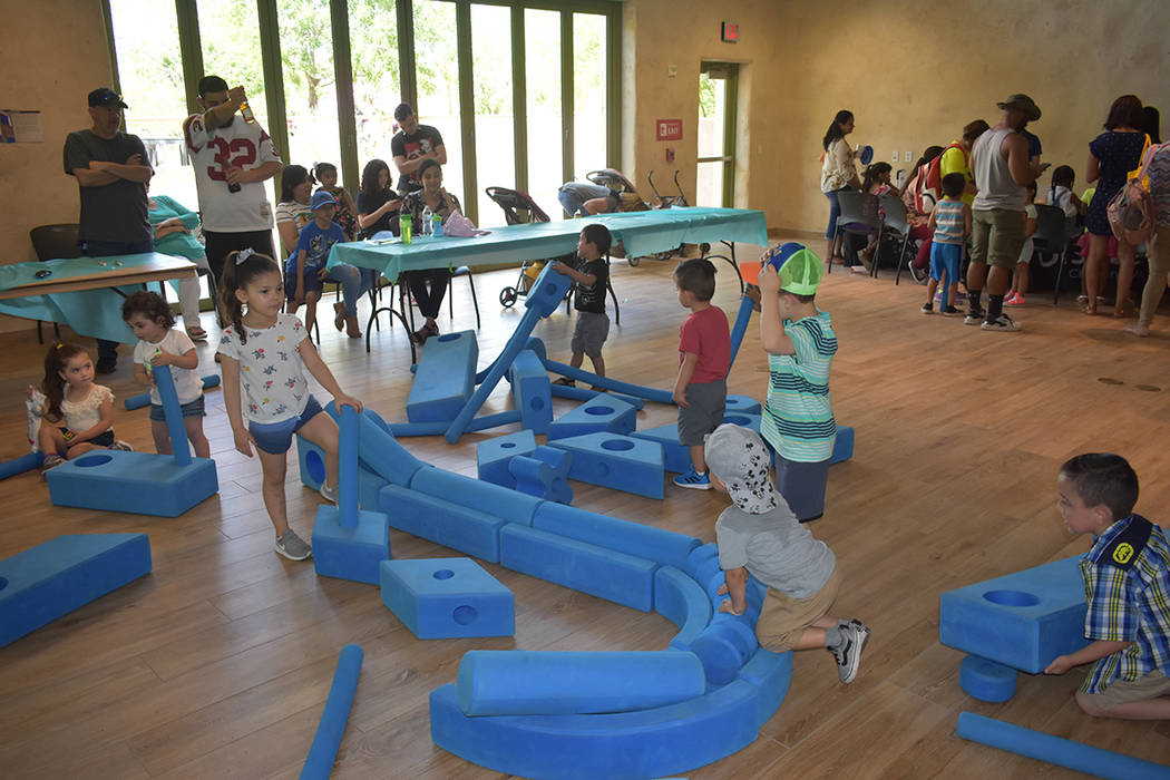 Distintas actividades interactivas se llevaron a cabo en la celebración por el Día del Niño. ...