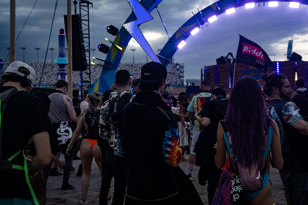 EDC Las Vegas 2019 tuvo una asistencia estimada de 155,000 personas. Del 17 al 19 de mayo de 20 ...