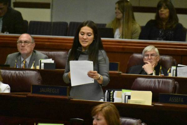 La asambleísta Sandra Jáuregui fue la patrocinadora del proyecto de ley AB291 dedicado a redu ...