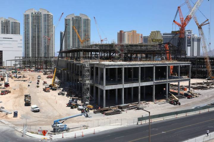 La ampliación del Las Vegas Convention Center fotografiada el martes 9 de julio de 2019 en Las ...