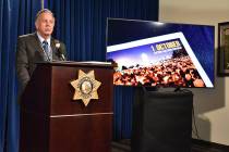Durante una conferencia de prensa, el alguacil Joe Lombardo informó que un total de 93 recomen ...