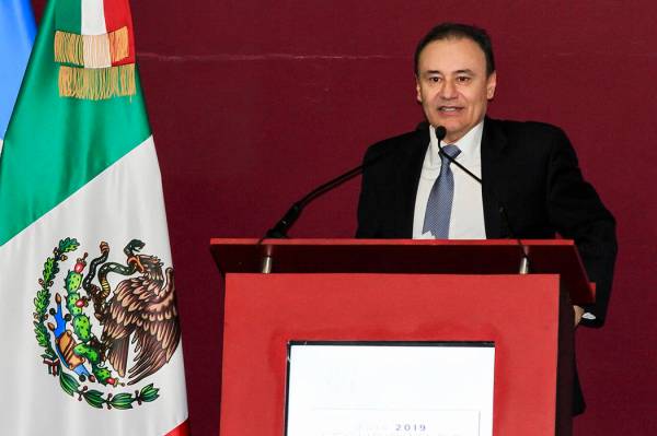 México, 25 Jul 2019 (Notimex-Javier Lira).- El secretario de Seguridad, Alfonso Durazo, en com ...