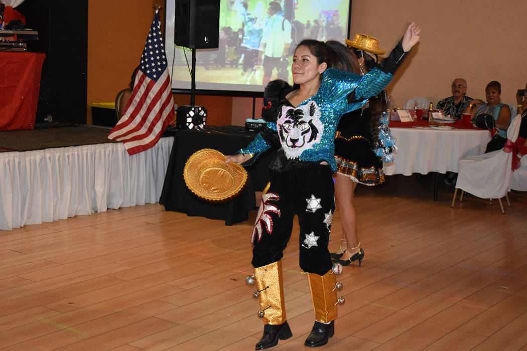 Yuli América Rivas Hurtado bailó en la celebración de la independencia del Perú en Las Vega ...
