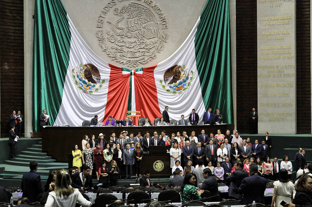 México 18 Jul 2019 (Notimex-Javier Lira).- La bancada de Morena, se unió a favor de la ratifi ...