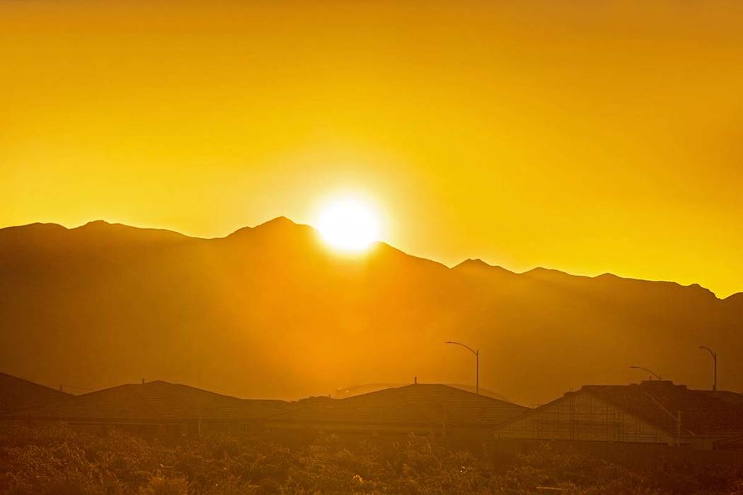 El valle de Las Vegas ha sido incluido en una advertencia de calor excesivo que comenzará el m ...