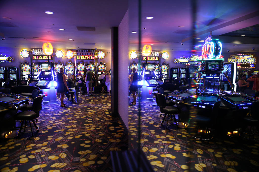 El casino en el hotel-casino D Las Vegas el viernes, 23 de agosto de 2019. (Erik Verduzco / Las ...