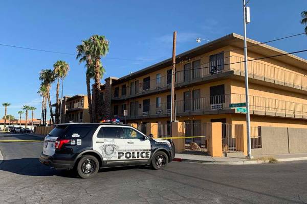 Un hombre resultó herido en un tiroteo en Siegel Suites, 700 Las Vegas Blvd. Norte, cerca de B ...