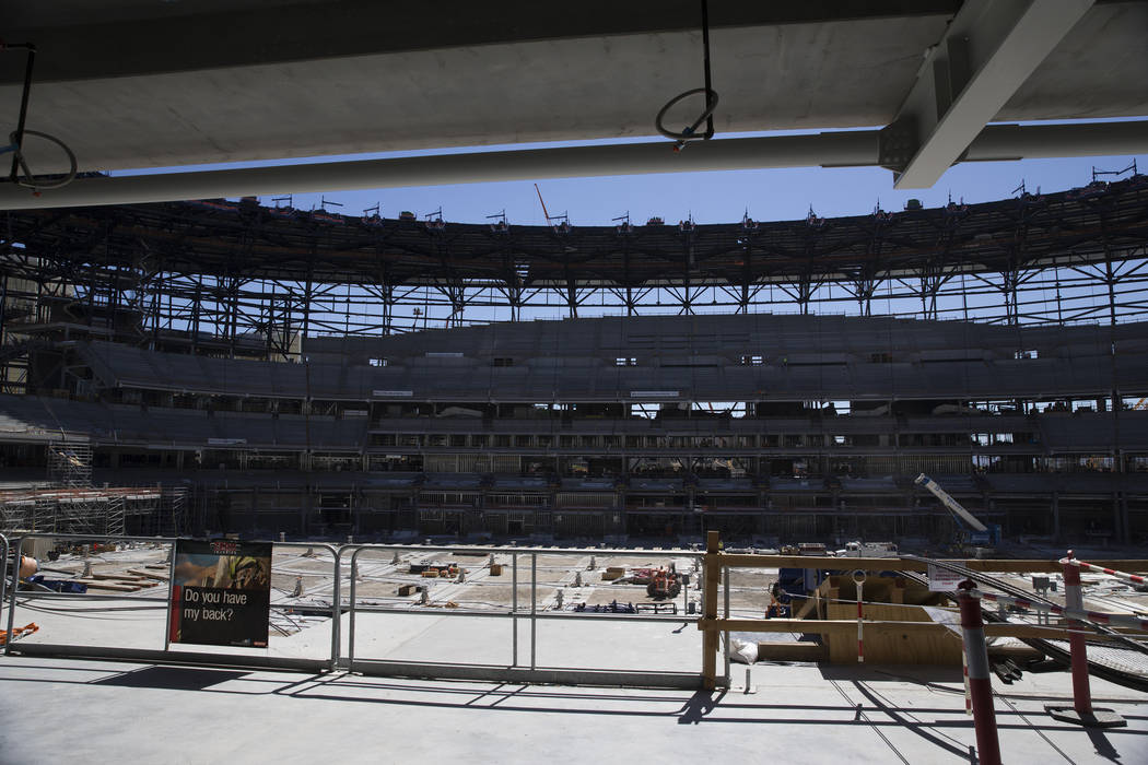El sitio de construcción del estadio Raiders Allegiant en Las Vegas, miércoles 28 de agosto d ...