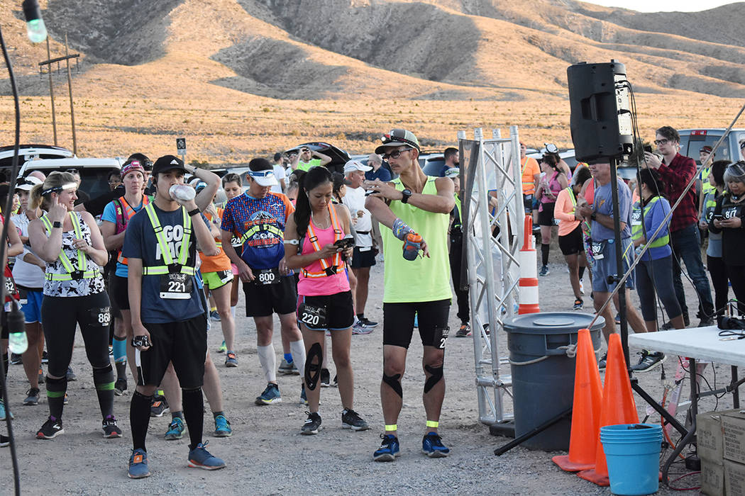 La categoría del medio maratón fue dominada por Norman Kim (800), de Westford, Massachusetts, ...