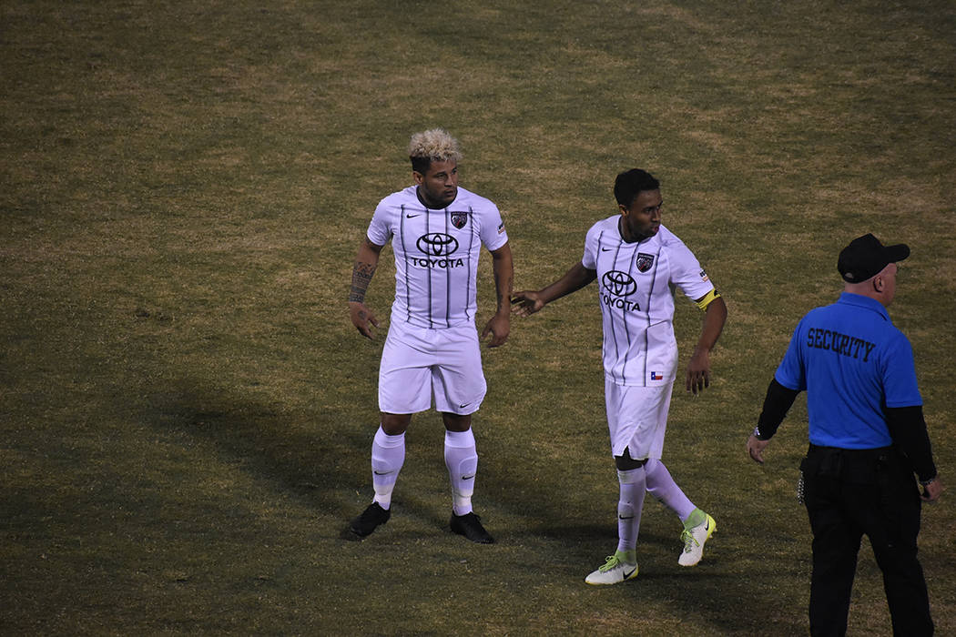 Frank López, delantero estrella de San Antonio FC “perdió la cabeza” con su cabello desco ...